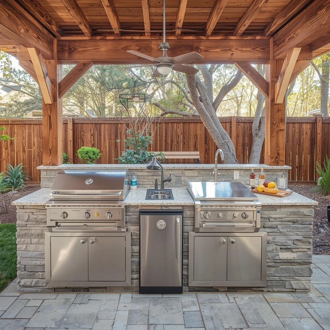 Outdoor Kitchen with Sink and Prep Area